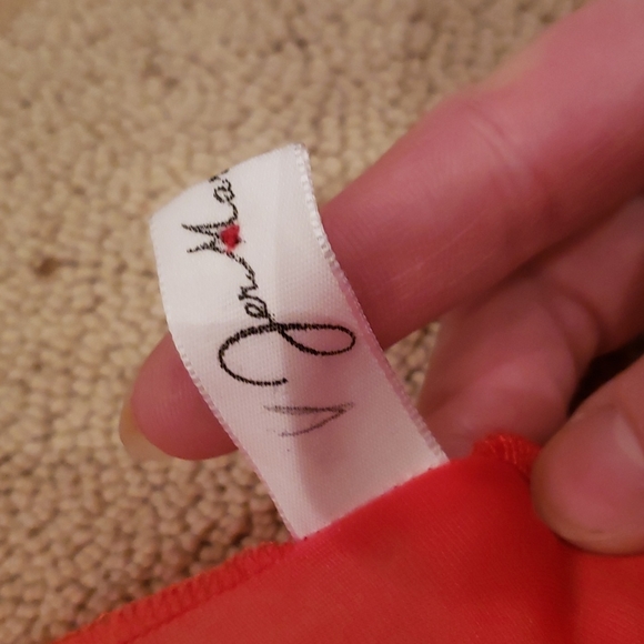 Interesting Jer Marai Nightgown - Picture 7 of 7